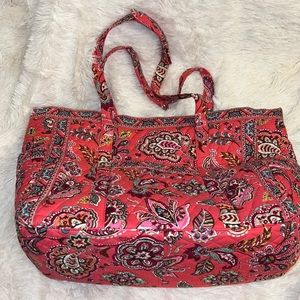 Very Bradley Pink Get Carried Away XL Tote